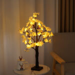 Световое дерево в форме ёлки